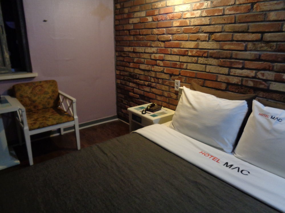Mac Hotel Daejeon Buitenkant foto